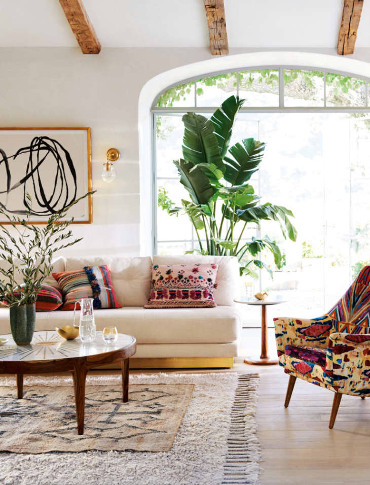 Design Ideas from Rooms that Nail the Layered Rug Look Apartment
