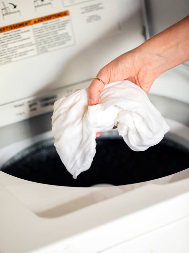 Saliva clearance stain remover