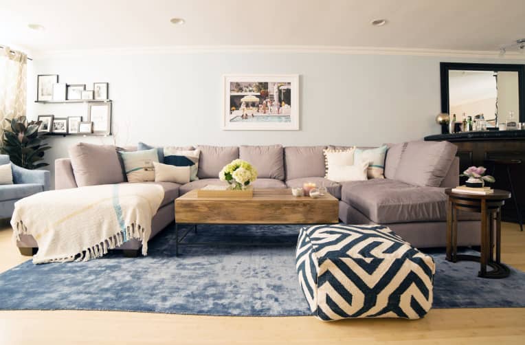 Living room with a coffee table that does triple duty
