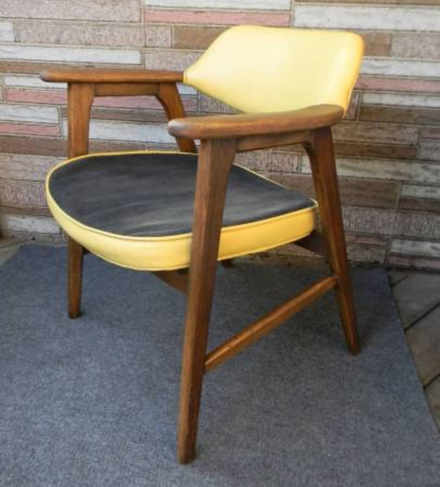 Our 7 Favorite Chairs 100 and Under on Bazaar Apartment Therapy