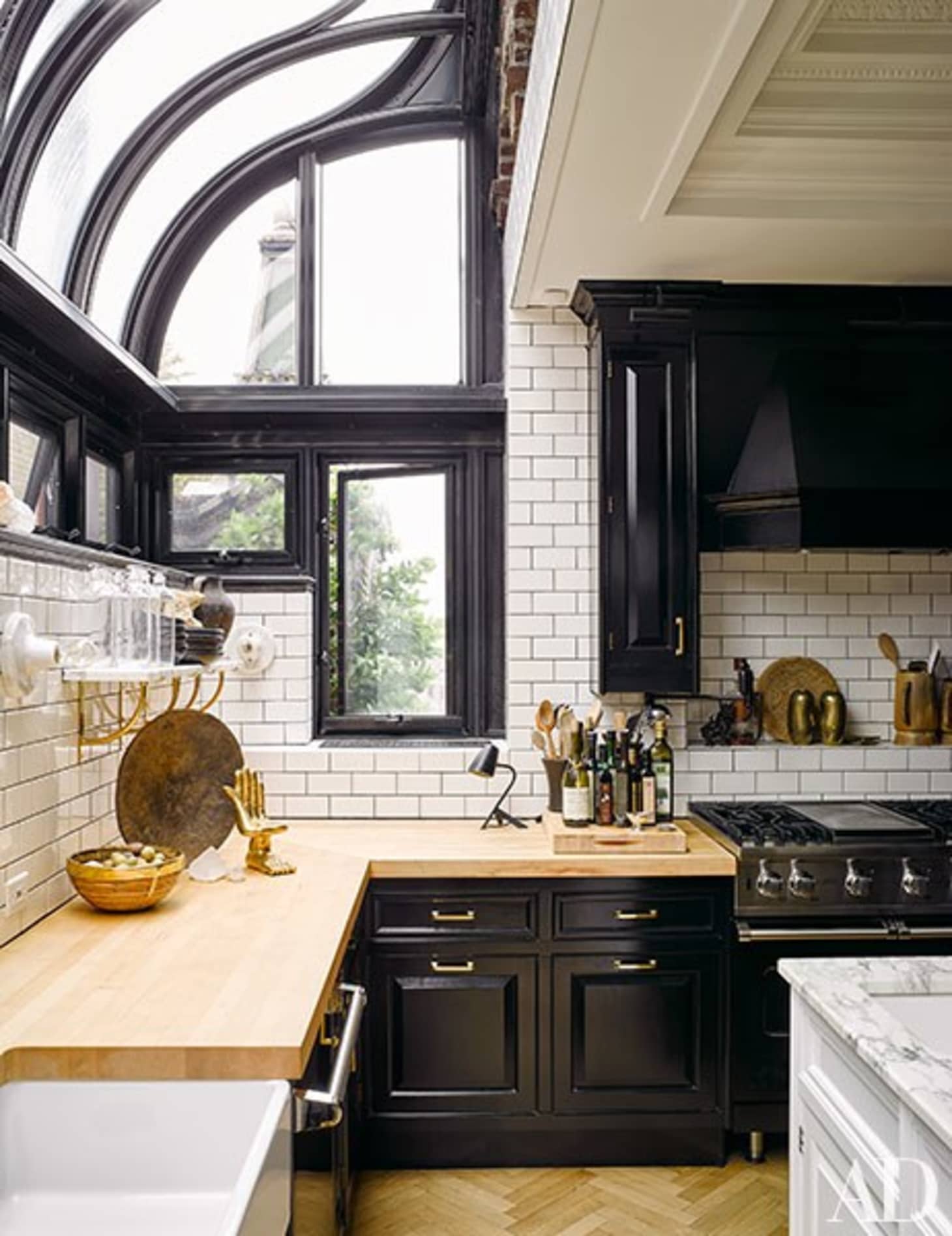 5 Ideas to Steal from Nate Berkus & Jeremiah Brent’s Glamorous Kitchen