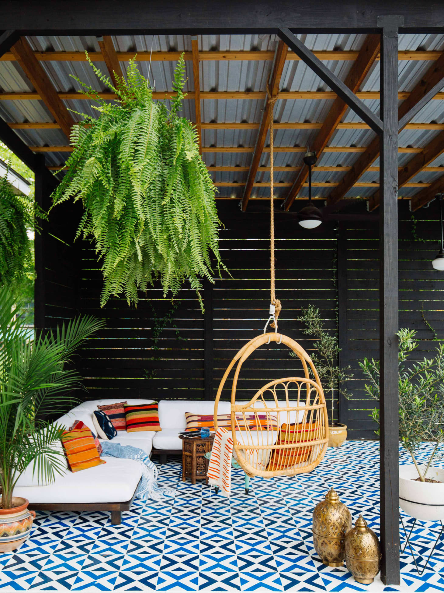 A Little Paint is All it Takes to Totally Transform Your Patio