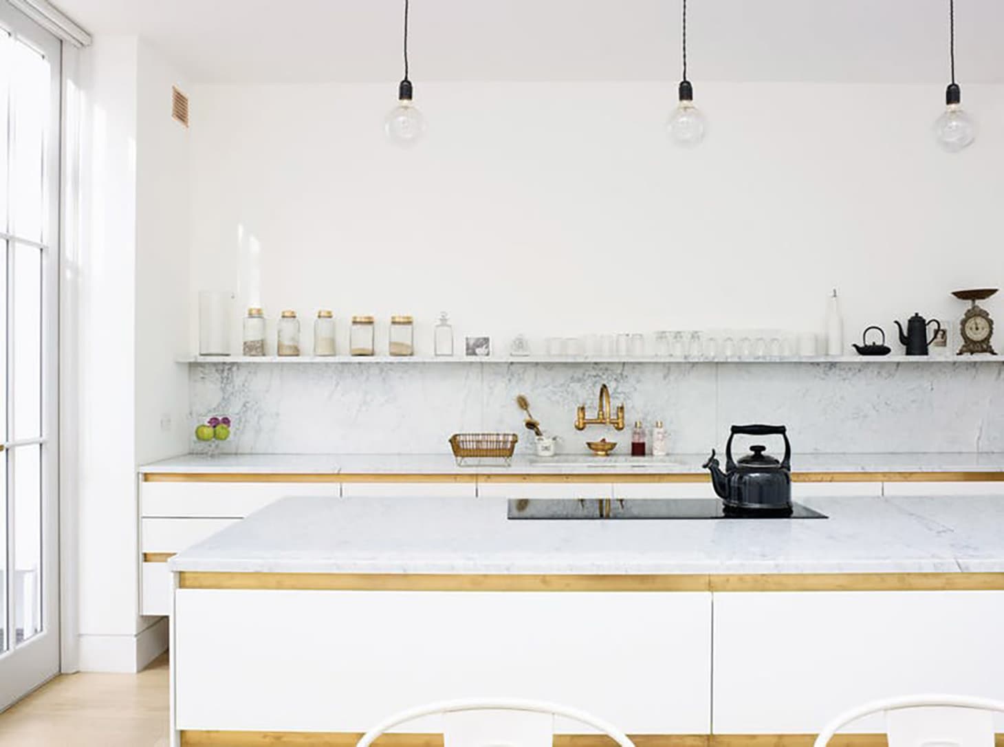 Kitchens Without Upper Cabinets Should You Go Without