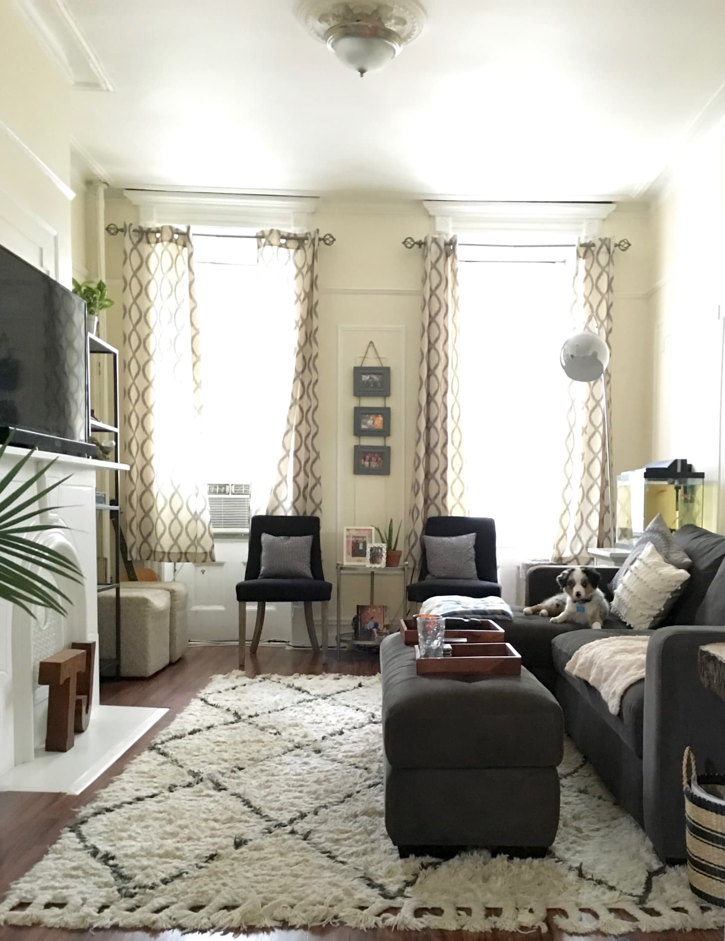 A Comfy & Cozy Railroad Apartment Apartment Therapy