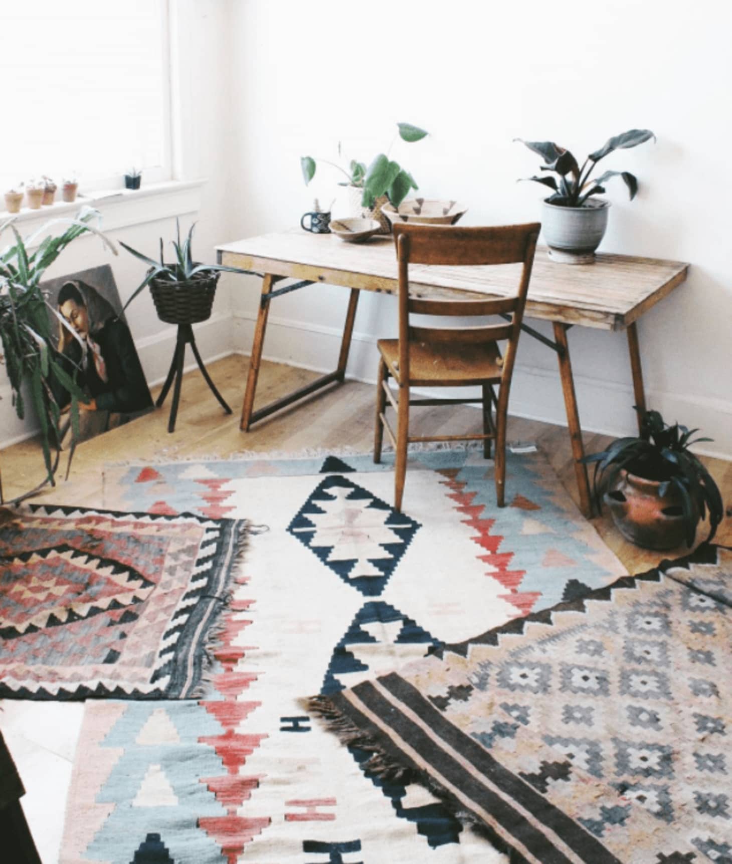 How To Skillfully Combine Multiple Rugs In A Room Apartment Therapy