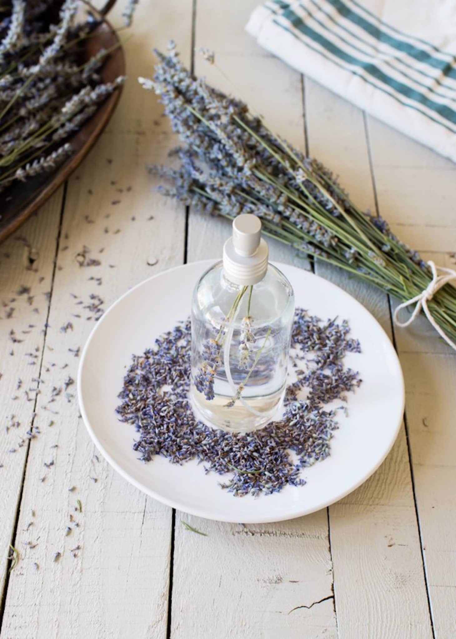 7 Natural Ways to Make Your Home Smell Like Springtime Apartment Therapy