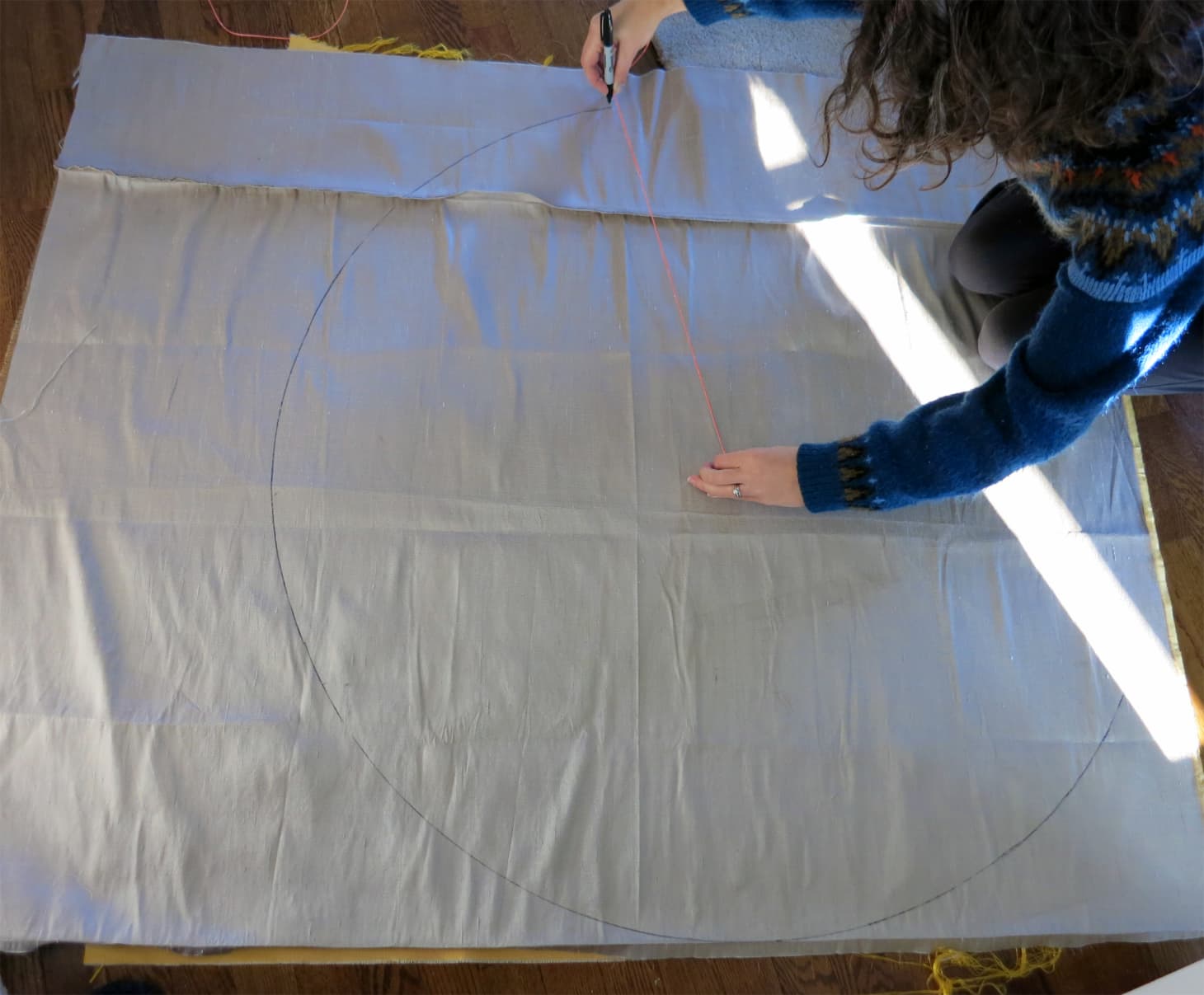 How To Sew a Reversible Christmas Tree Skirt Apartment Therapy