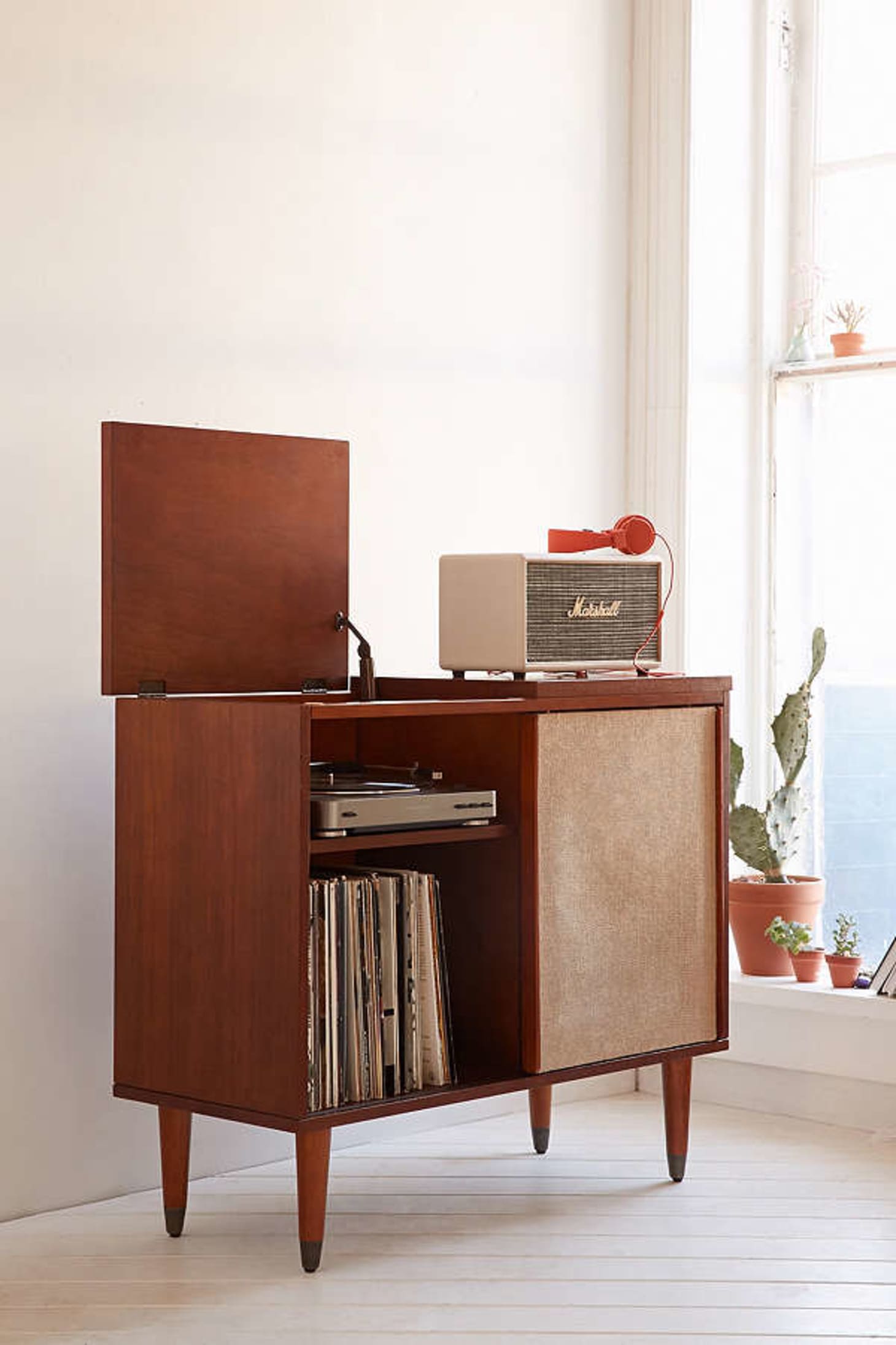 Vinyl Record Storage 25 Best Storage Solutions Apartment Therapy