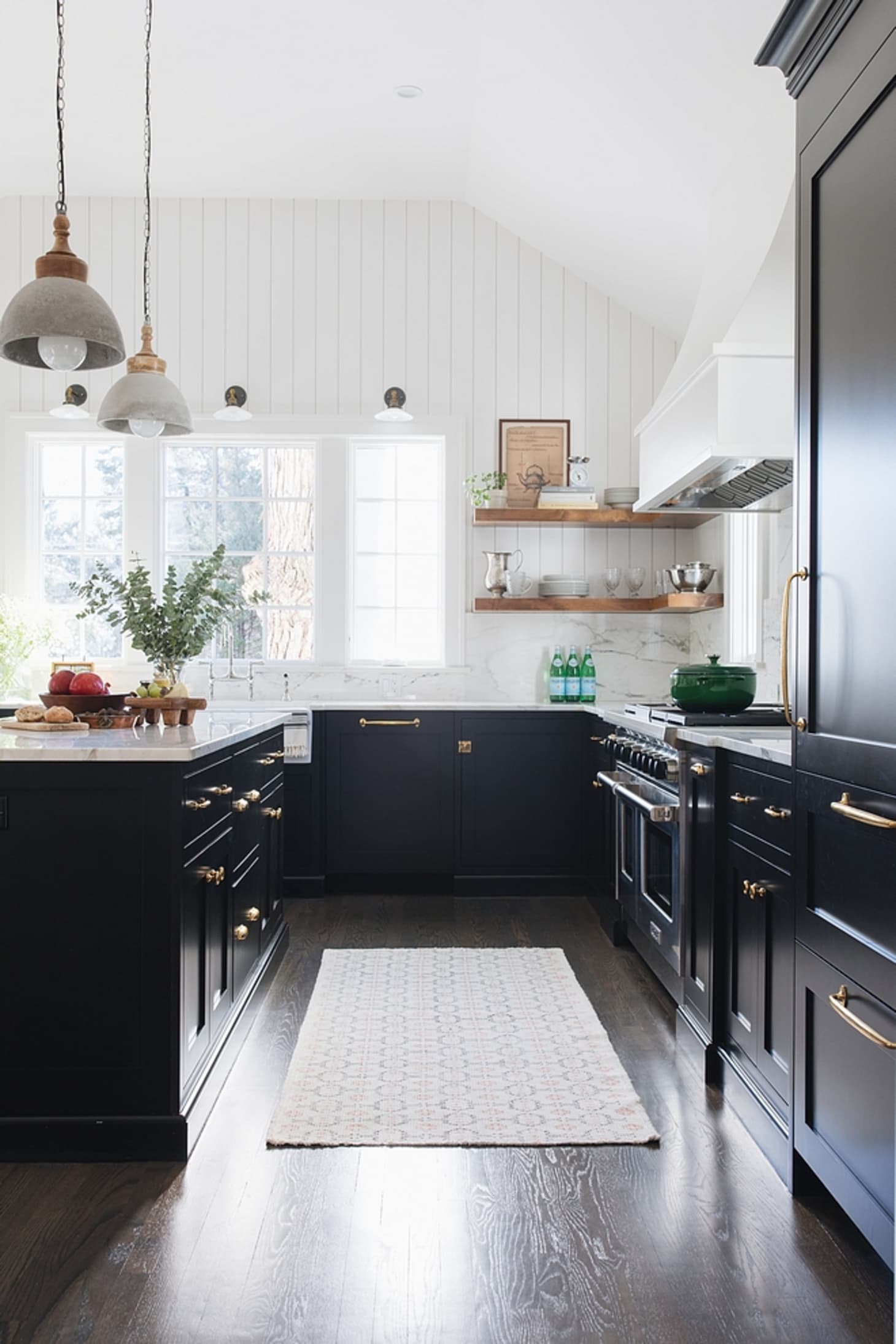 The Best Black Paint For Kitchen Cabinets Apartment Therapy