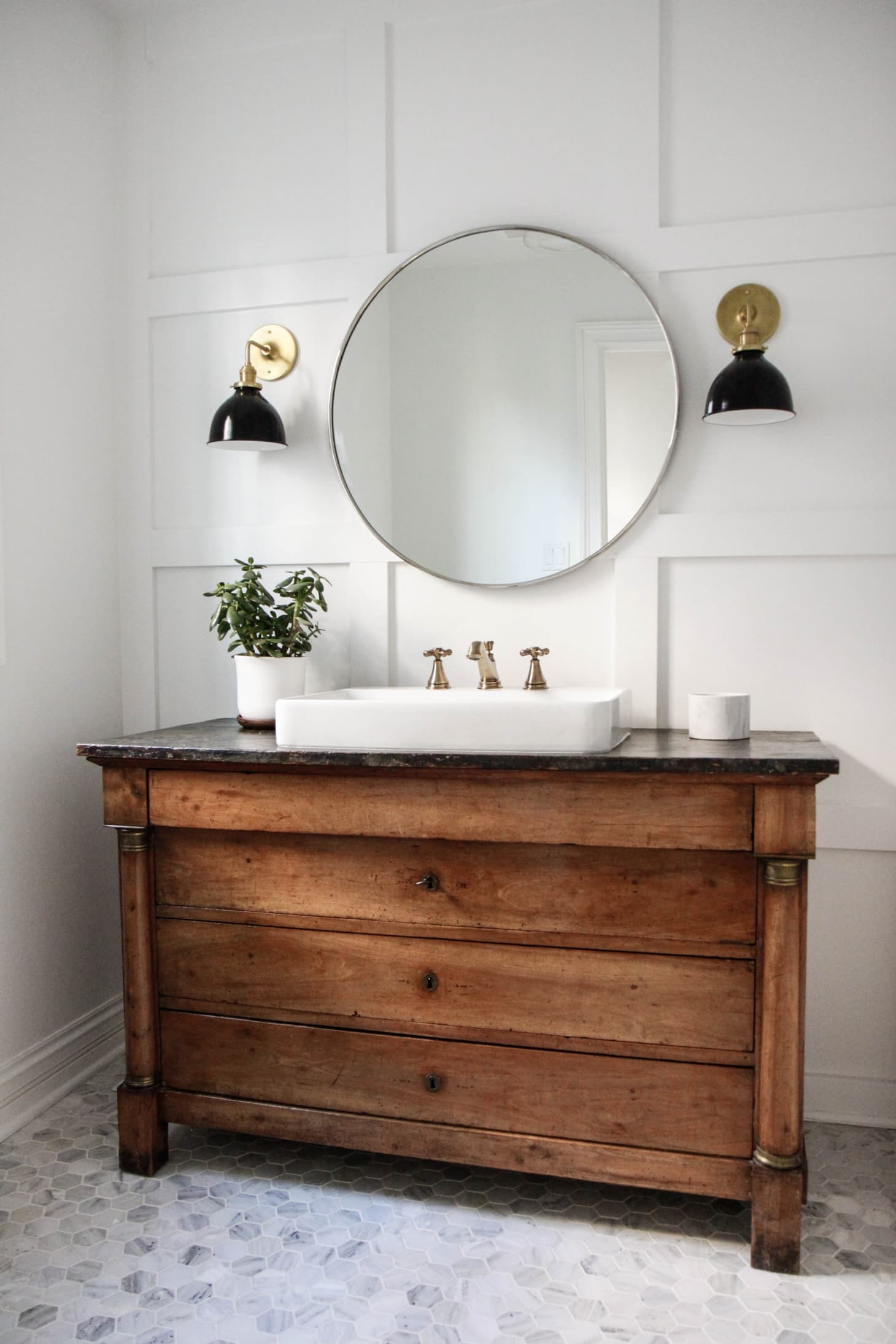 Bathroom Sink Consoles Made From Vintage Dressers Photos Ideas