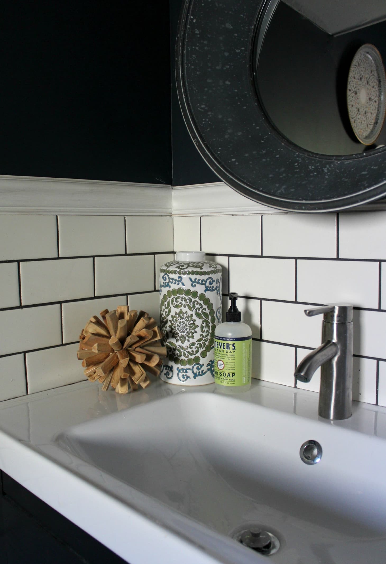 Bathroom Remodel From Gross to Glamorous Apartment Therapy