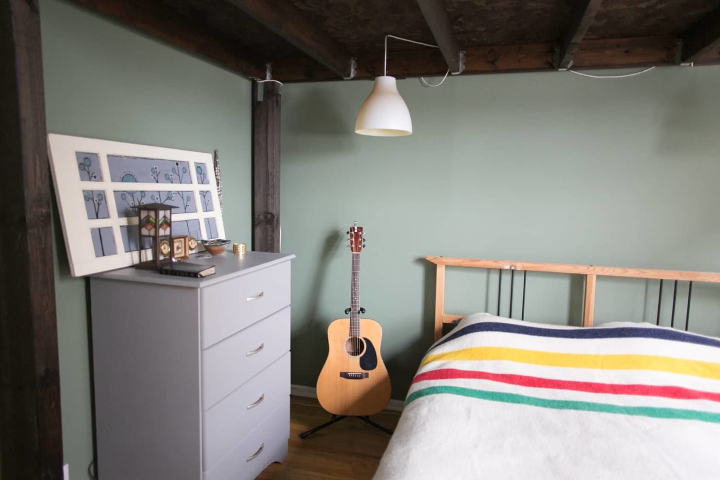 How to Decorate with Sage Green In Your Home Apartment Therapy