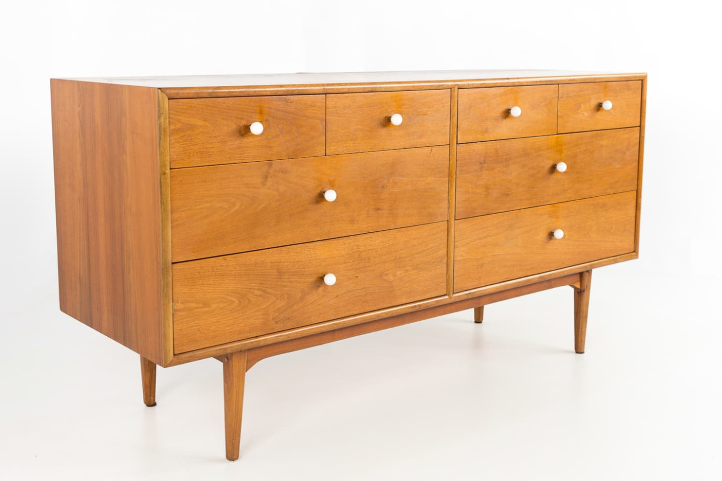 7 MCM Dressers Just Listed on Bazaar Apartment Therapy