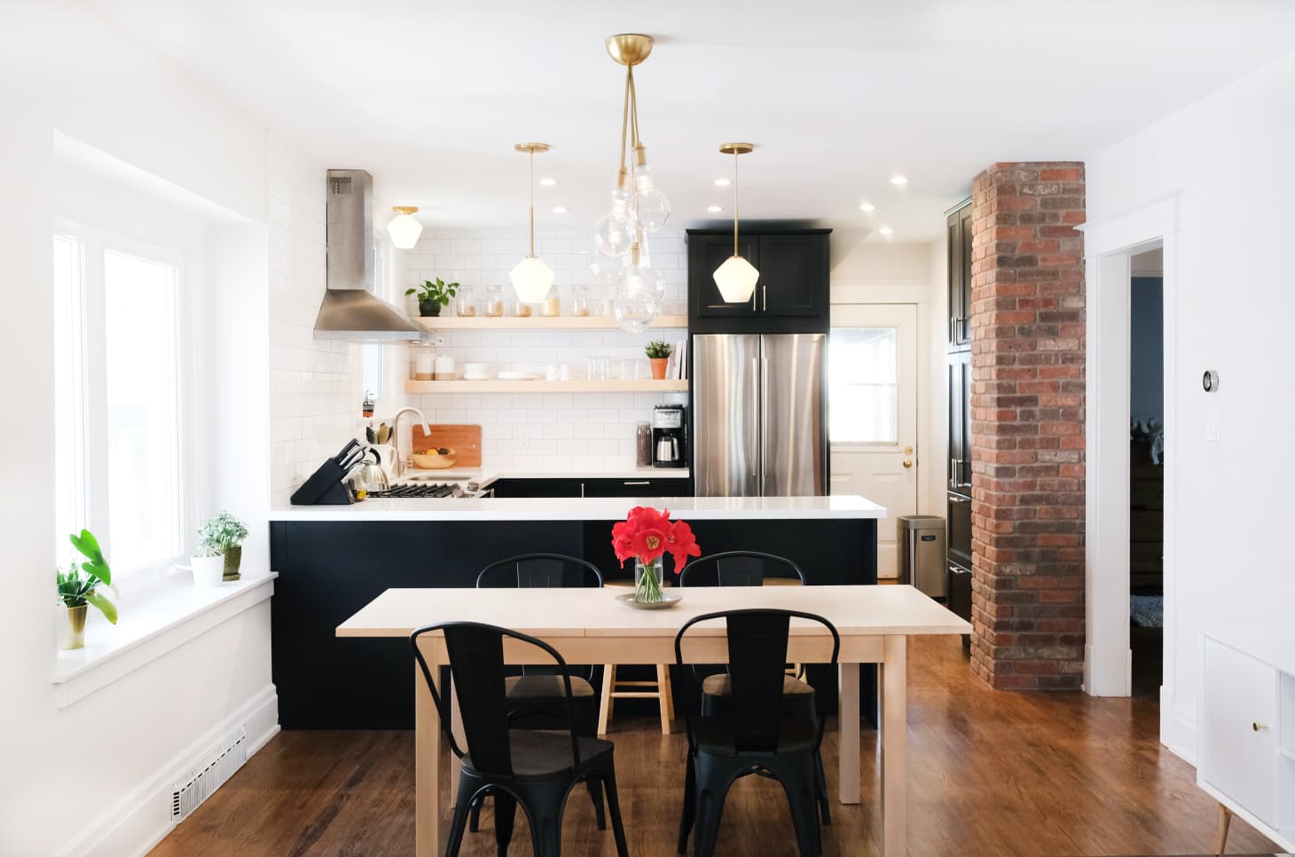 This 1920s Bungalow Got A Gorgeous Makeover With Ikea