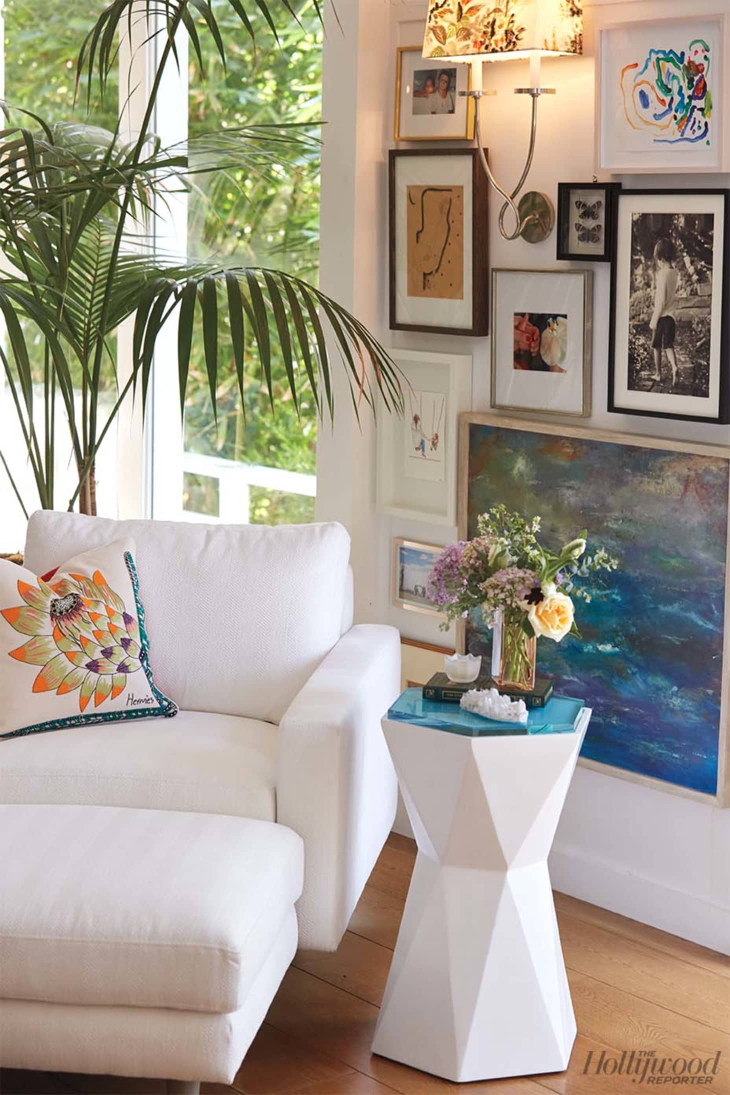Peek Inside Miranda Kerr S Light Filled Malibu Cottage Apartment