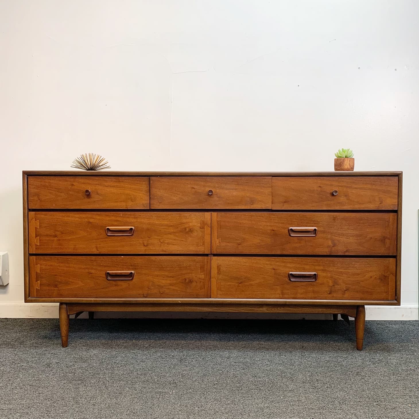 7 Stunning Mid Century Modern Dressers Under 800 Apartment Therapy