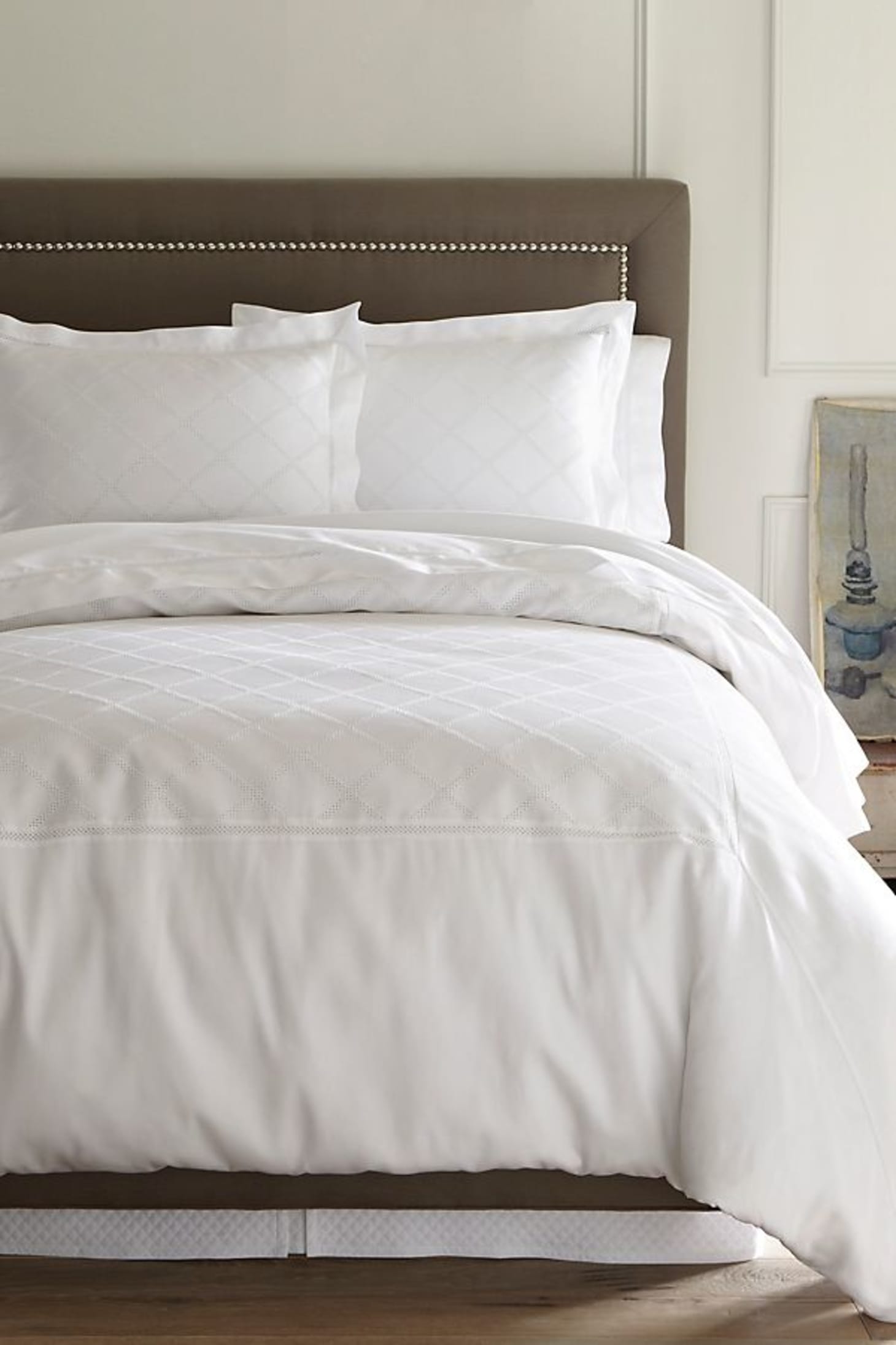 10 Sources For Luxury Bedding Apartment Therapy