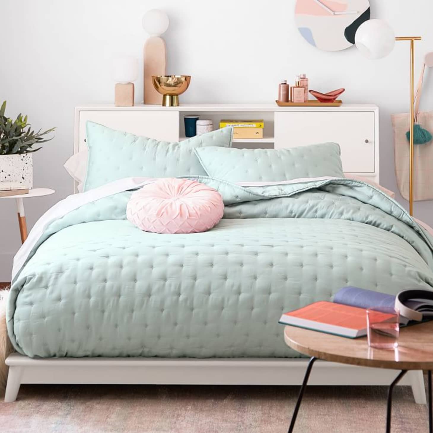 West Elm X Pbteen Collection Is Modern And Perfect For Small Space