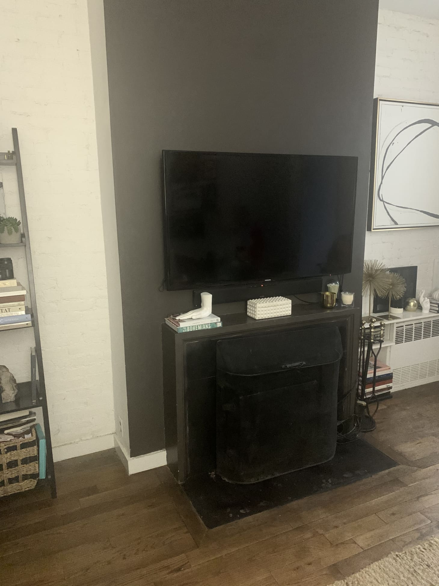 How To Hide A Flatscreen Television In Your Living Room