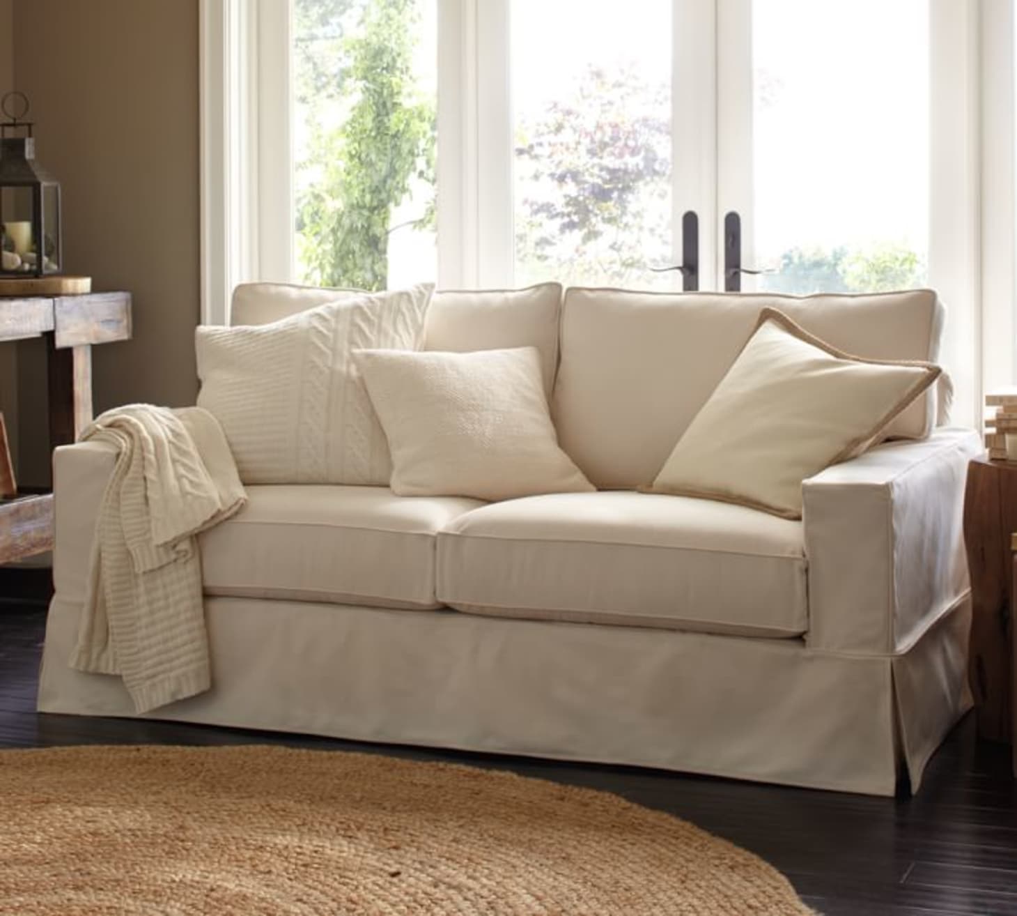 slipcovers for sofas        
        <figure class=