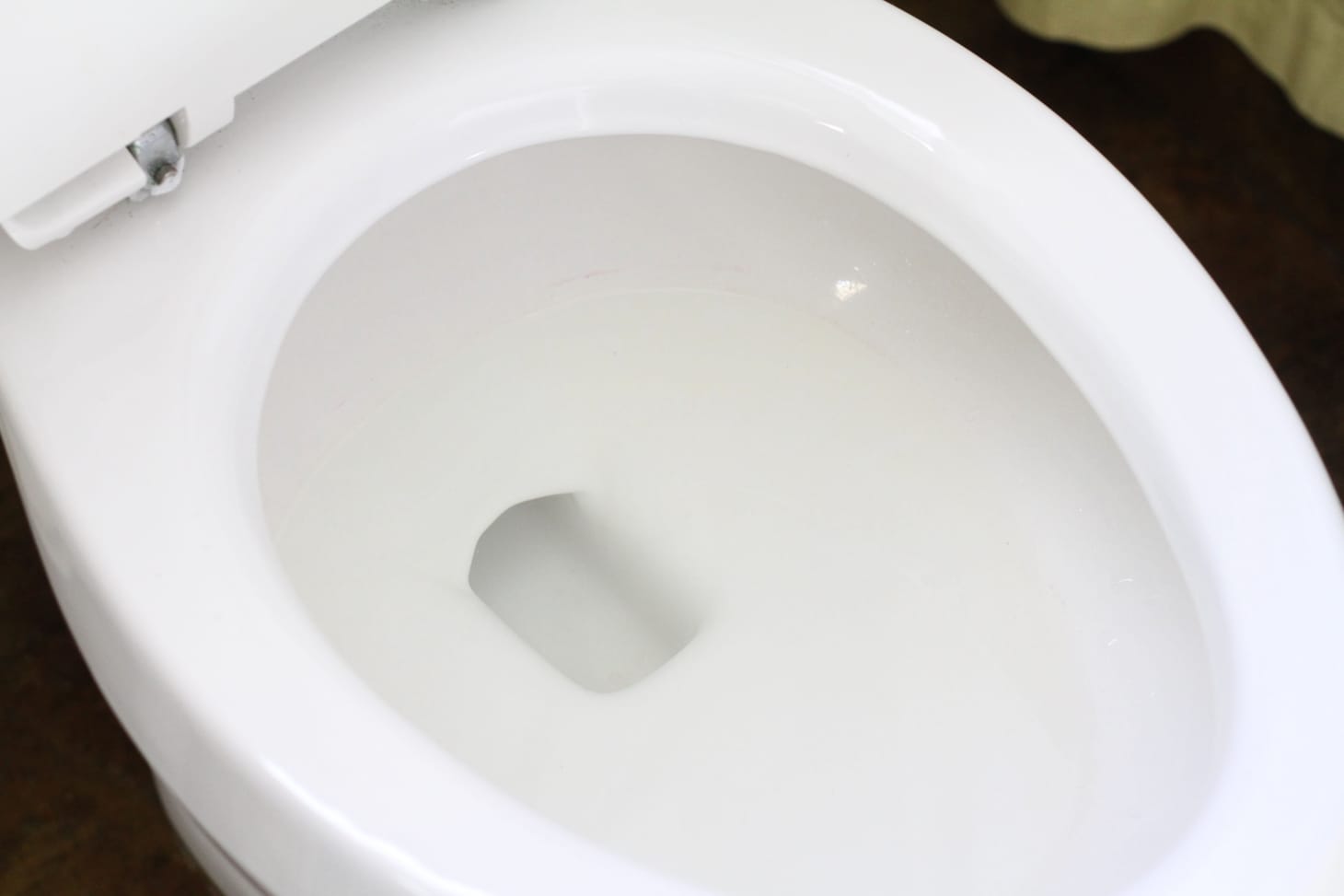 How To Clean A Toilet with Denture Tablets Apartment Therapy