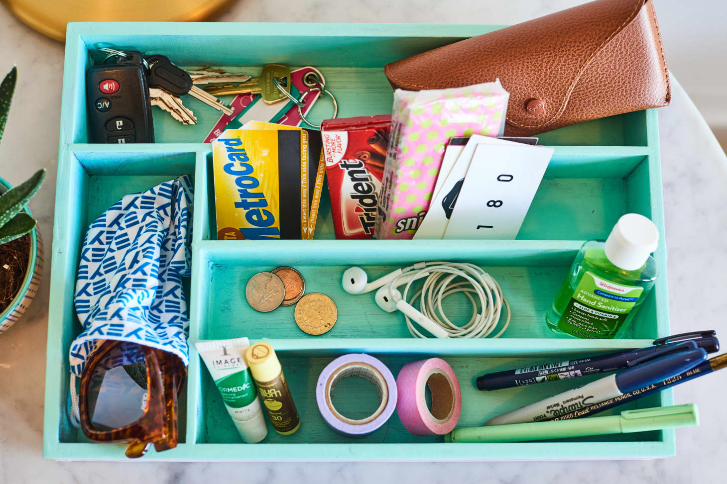 The 35 Best Desk Organization Ideas Ever Apartment Therapy