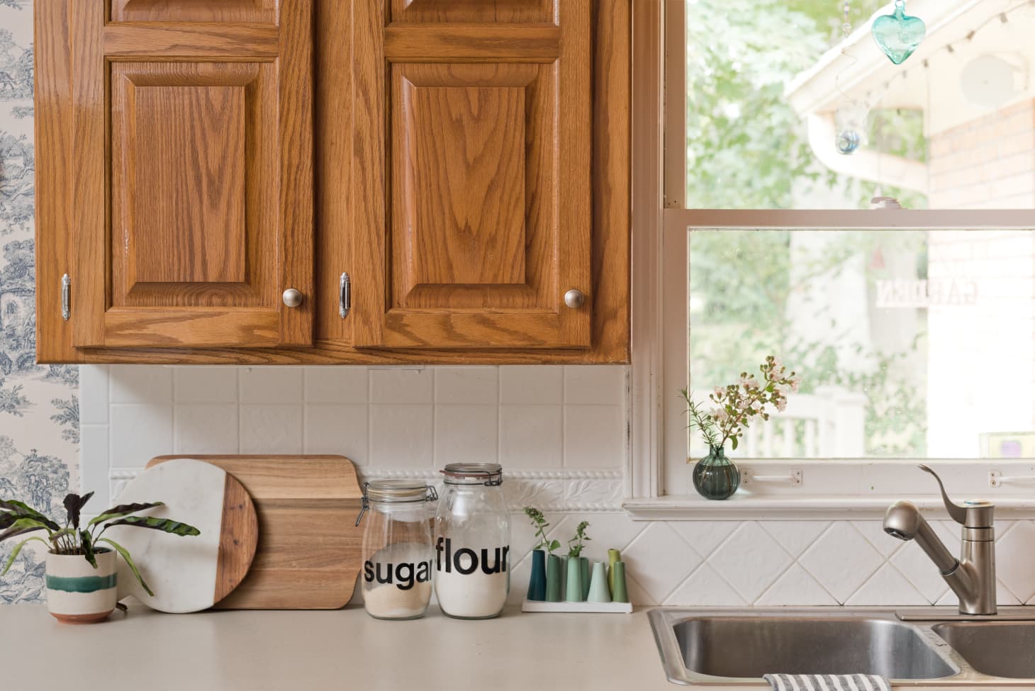 Minimalist Best Way To Clean Kitchen Cabinets 