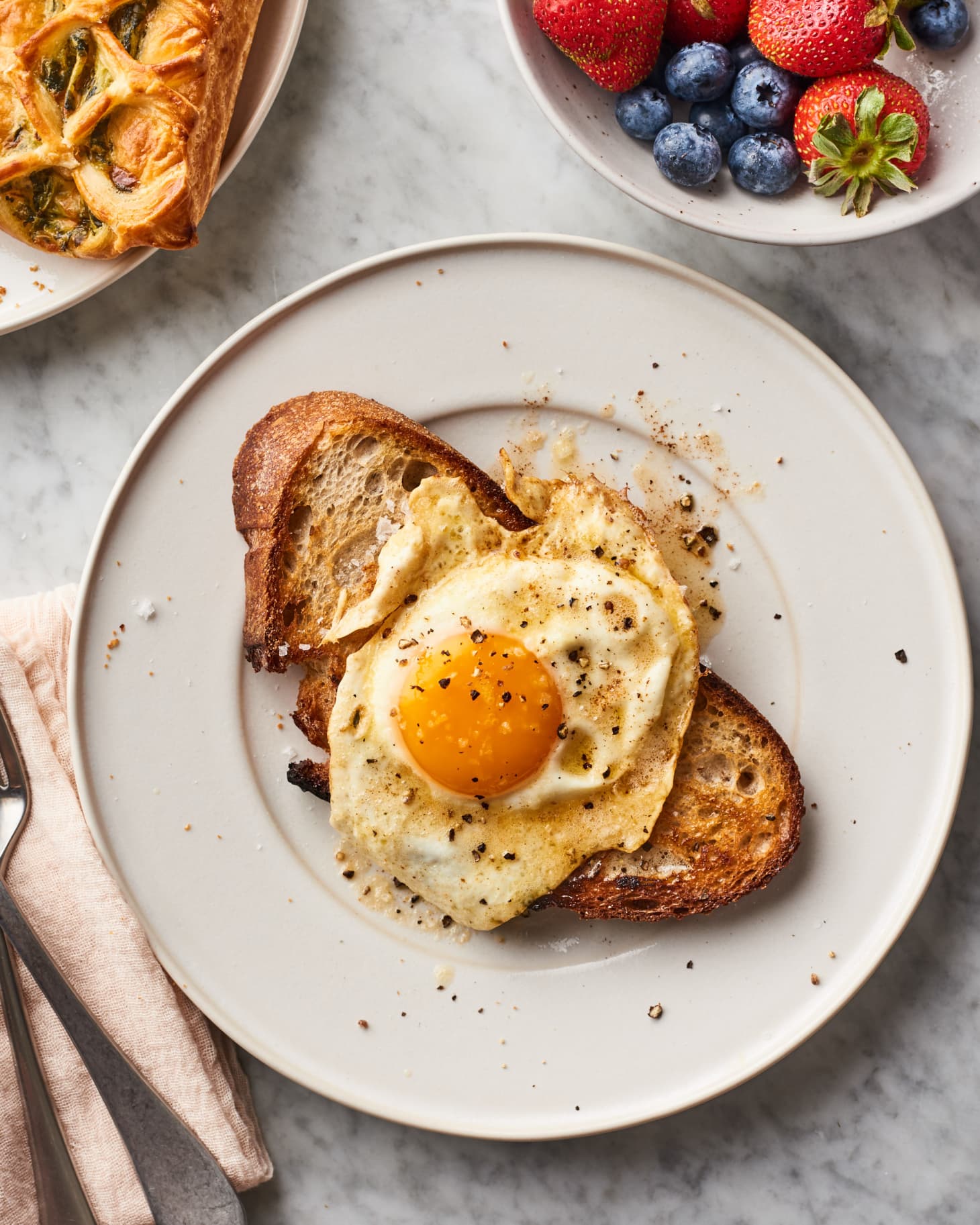 Butter Basted Eggs Kitchn 8500