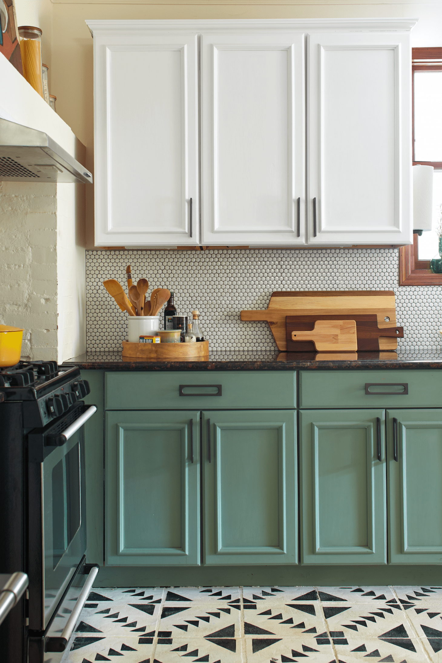 Annie Sloan Chalk Paint Kitchen Cabinet Color Ideas | Apartment Therapy