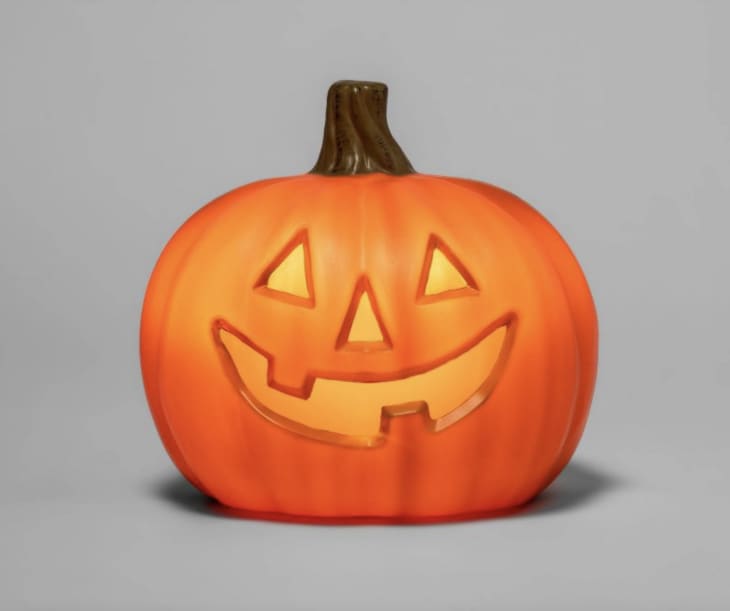 Product Image: 8" Light Up Pumpkin with 2 Teeth