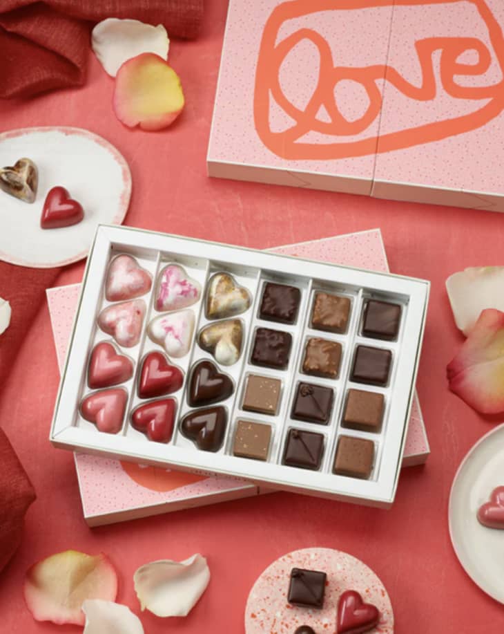 Product Image: LOVE Chocolate Box, 24 pc.