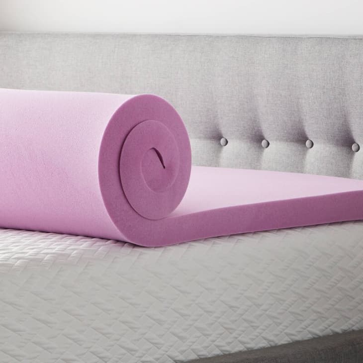 Best Dorm Bedding Twin XL Comforters, Sheets, Mattress Toppers