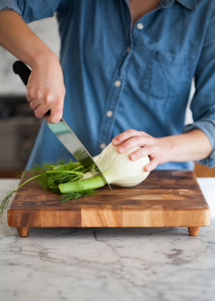 How to Clean and Disinfect Plastic Cutting Boards- A Cultivated Nest