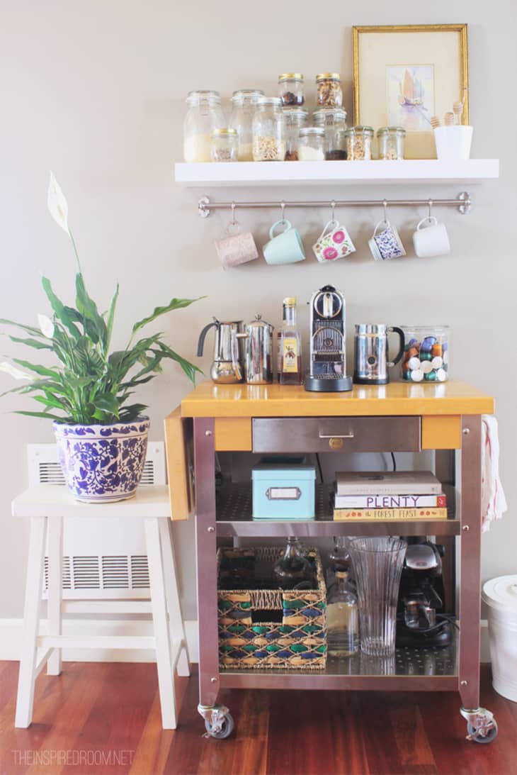 Coffee Mug Display Cabinet - Pretty Healthy House