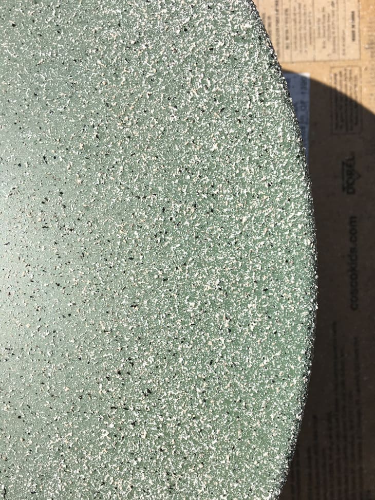 Tutorial A Granite Spray Paint Table Makeover Apartment Therapy