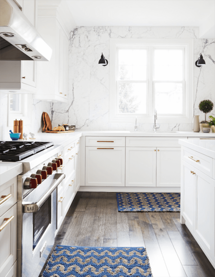 Kitchen Windows Over Sink (25 Design & Decor Ideas)  Window over sink,  Kitchen sink design, Kitchen window