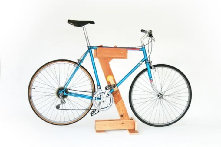 build a bike stand out of wood