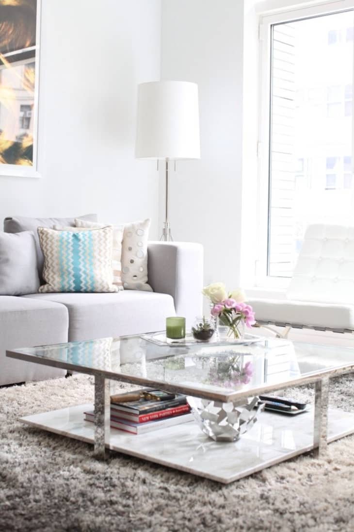 18 Coffee Table Decor Ideas To Liven Up Your Coffee Table ...