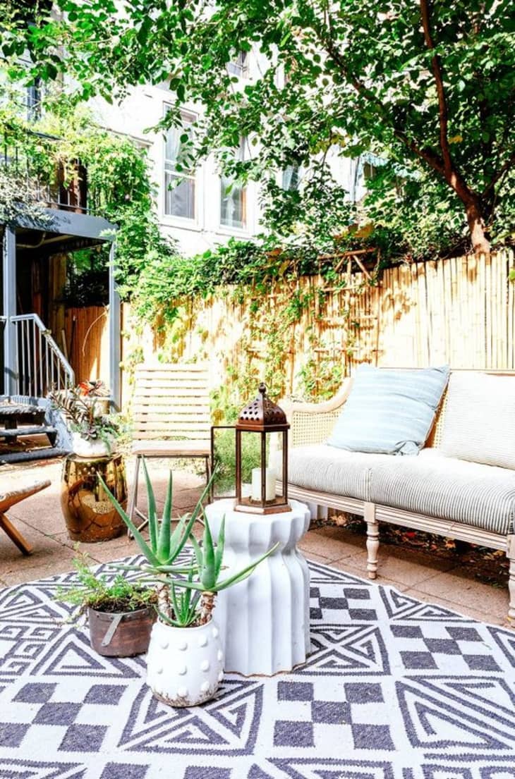 How To Turn Your Backyard into an Outdoor Room   Apartment Therapy