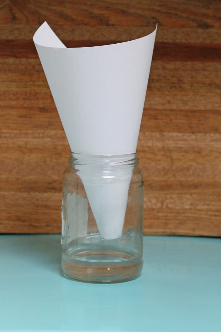 Easy Way to Trap Gnats and Fruit Flies ○ Vinegar Trick ✓ 