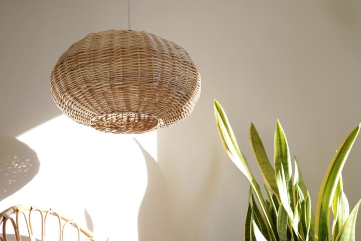 basket weave bamboo pendant lamp