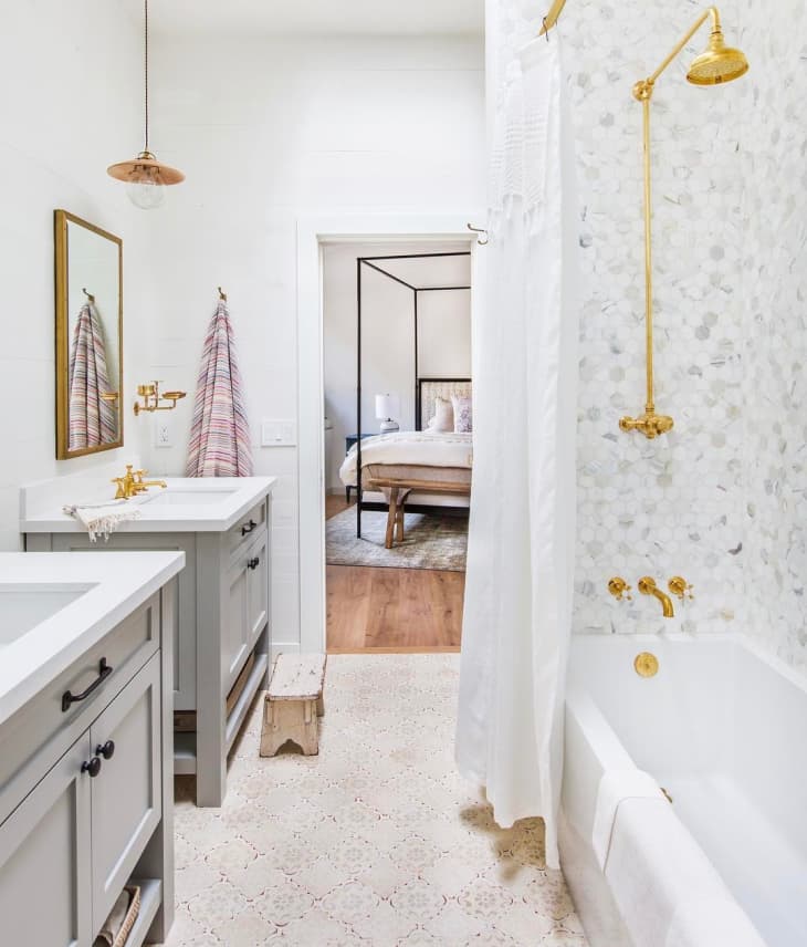 Dream Bathrooms Trends: Fewer Tubs, More Walls Around Toilets