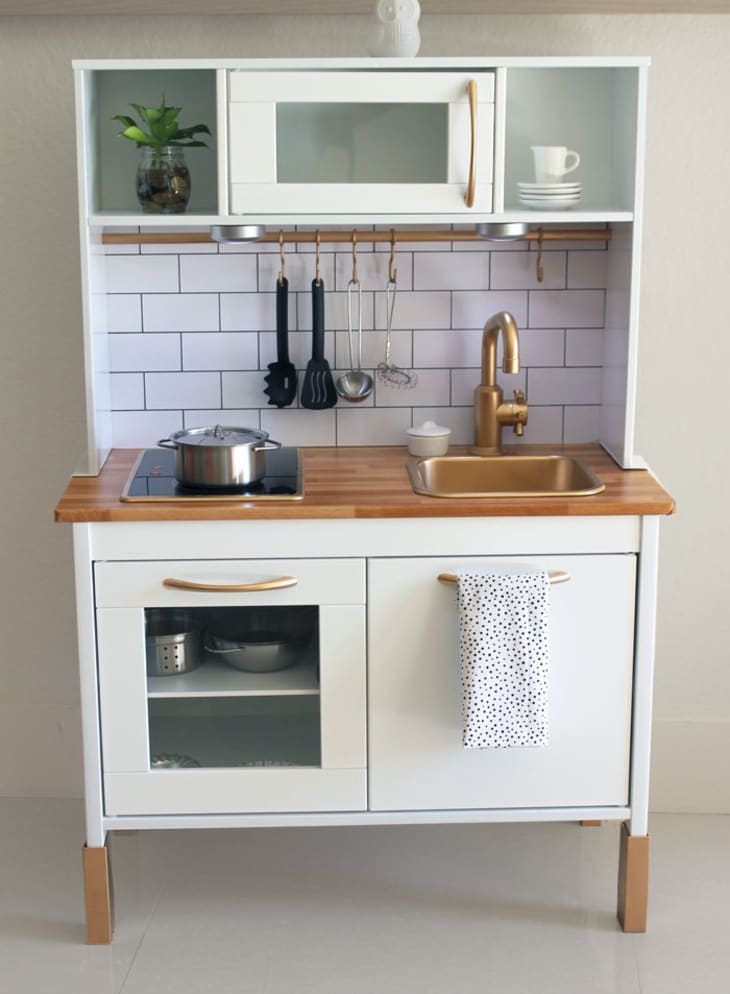 Dad transforms toy IKEA kitchen into fully functioning kitchen