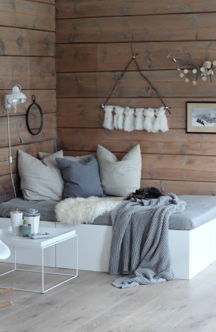  Small  Space  Solution Double Duty DIY Daybeds Apartment  