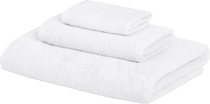 Product Image: Amazon Basics Quick-Dry 3-Piece Towel Set, White