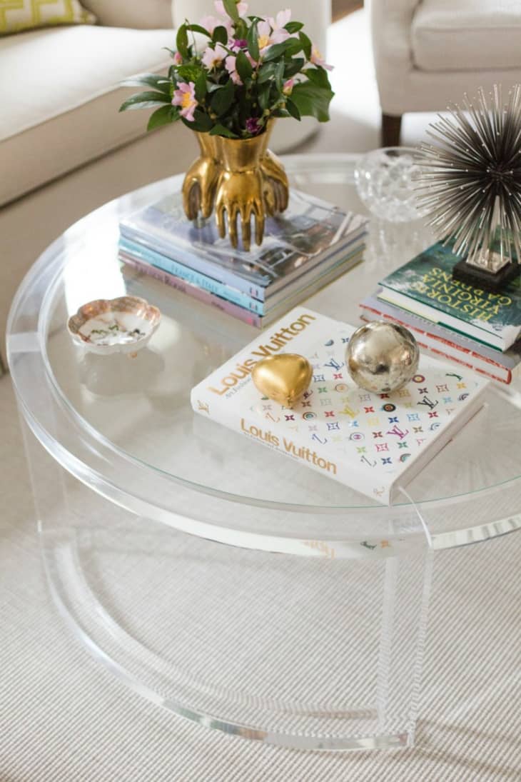 Ideas For How to Style a Round Coffee Table | Apartment ...