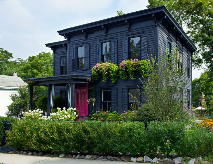 Unusual Exterior Paint Color Combos That Actually Look Really Great Apartment Therapy