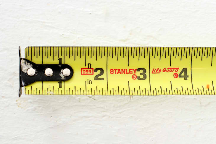 How to Use a Tape Measure: Practical Tips