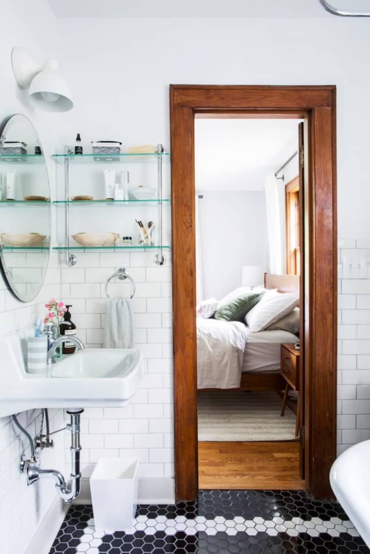 20 Ways to Add Storage to Bathroom Walls