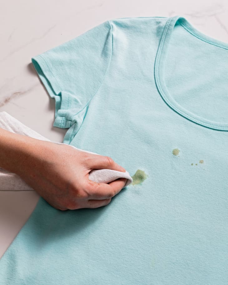 Here's How to Get and Grease Stains Out of Your Clothes | Therapy